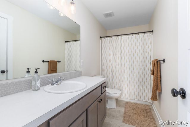 237 Young Court, Rockford, MI 49341