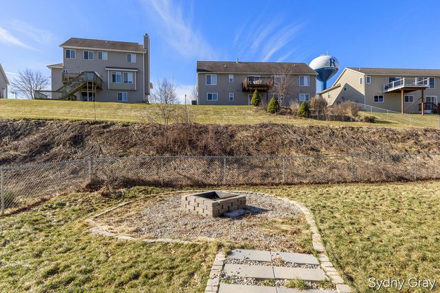 237 Young Court, Rockford, MI 49341