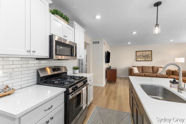 237 Young Court, Rockford, MI 49341