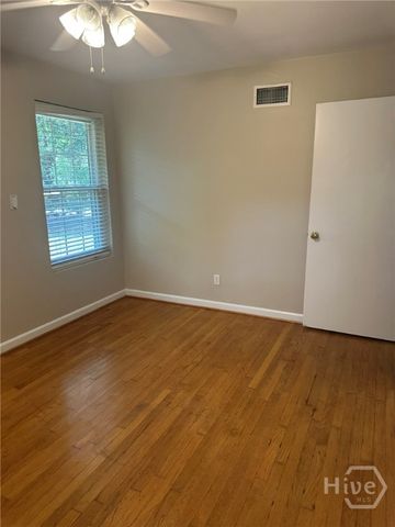 5201 Habersham Street, Savannah, GA 31405