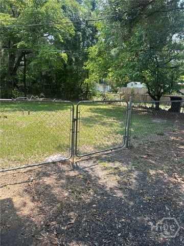 5201 Habersham Street, Savannah, GA 31405