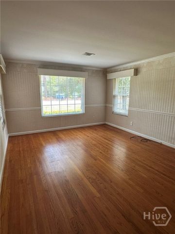 5201 Habersham Street, Savannah, GA 31405