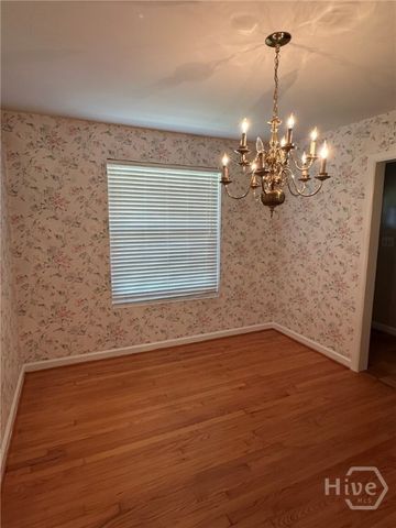 5201 Habersham Street, Savannah, GA 31405