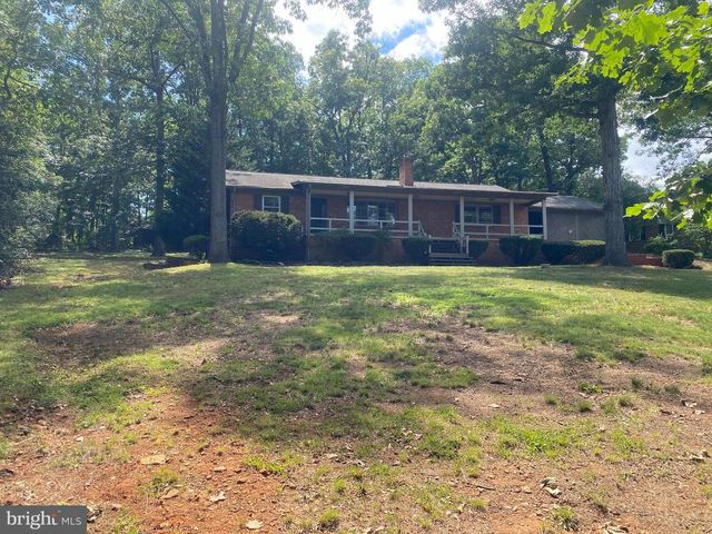 213 FOREST HILLS DR, Luray, VA 22835