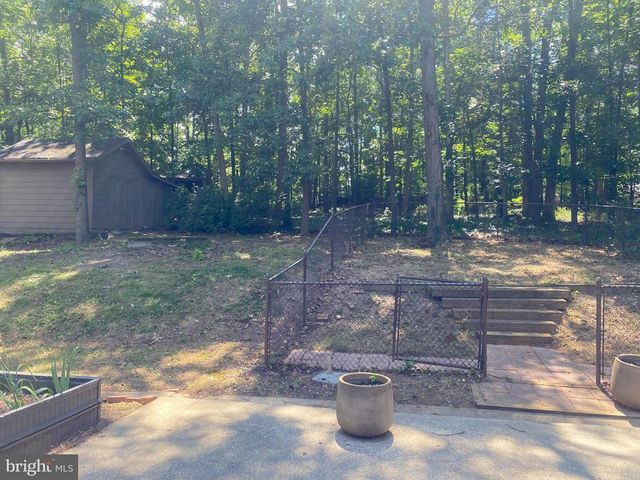 213 FOREST HILLS DR, Luray, VA 22835