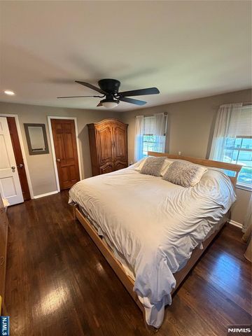 61 Heatherhill Lane, Woodcliff Lake, NJ 07677