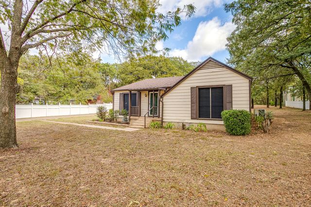 6061 Carey Road, Fort Worth, TX 76140