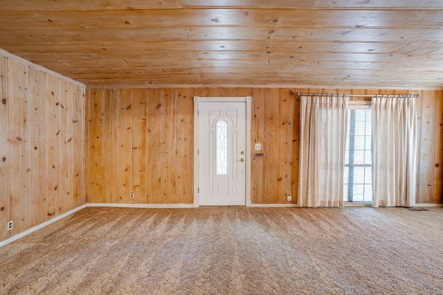 6061 Carey Road, Fort Worth, TX 76140