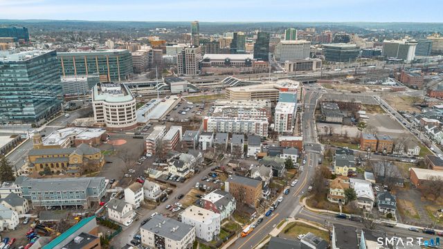 10 Lipton Place, Stamford, CT 06902