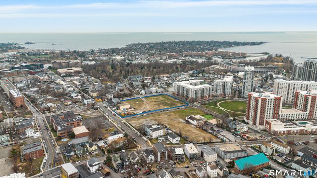 10 Lipton Place, Stamford, CT 06902