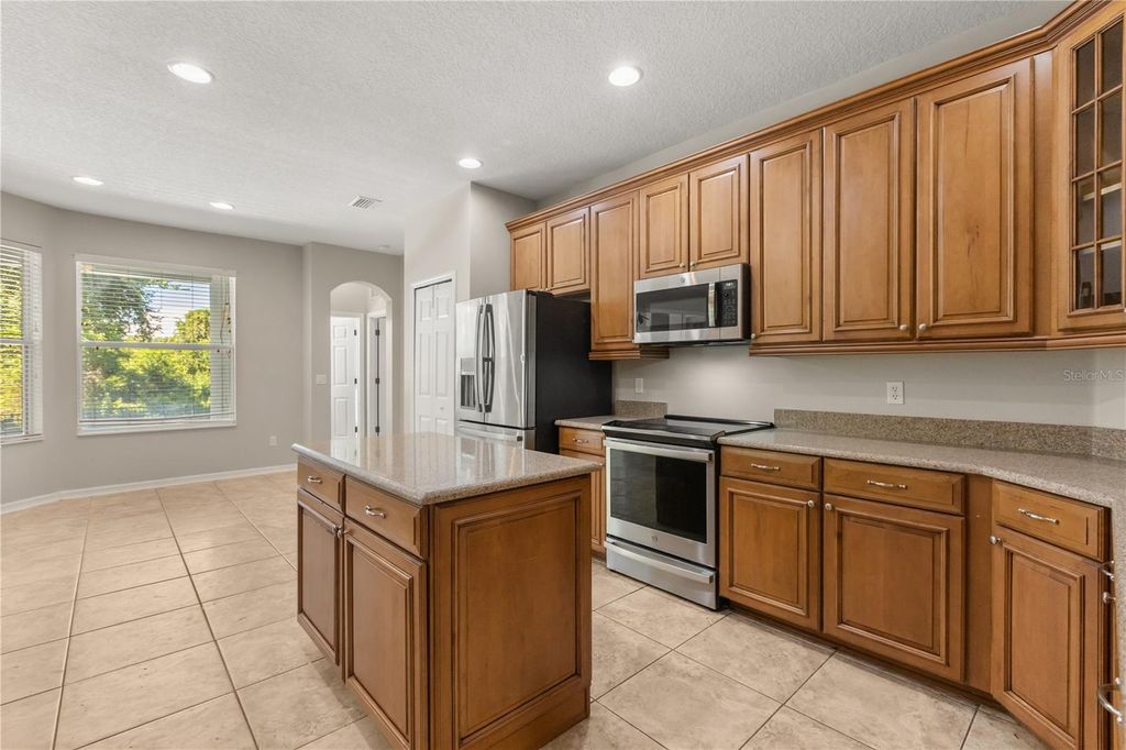 Image 11 of property listing at 9601 TURTLE LANDINGS COURT, Orlando, FL 32832