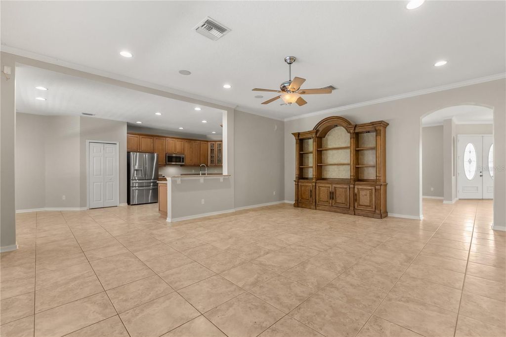 Image 12 of property listing at 9601 TURTLE LANDINGS COURT, Orlando, FL 32832