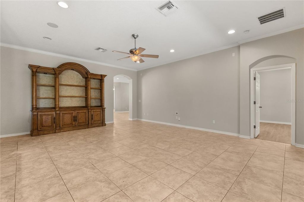 Image 13 of property listing at 9601 TURTLE LANDINGS COURT, Orlando, FL 32832
