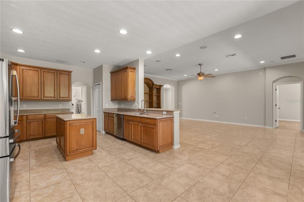 Image 14 of property listing at 9601 TURTLE LANDINGS COURT, Orlando, FL 32832