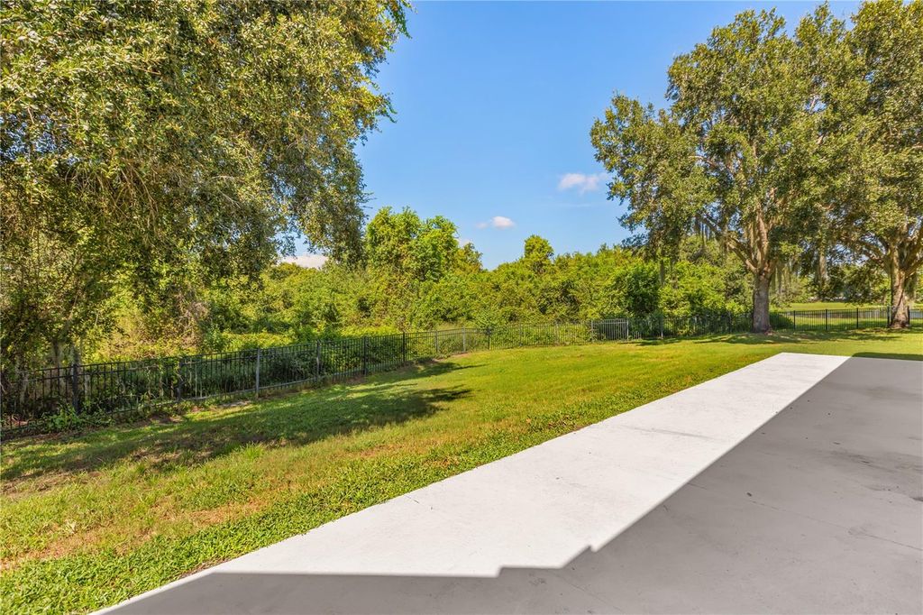 Image 39 of property listing at 9601 TURTLE LANDINGS COURT, Orlando, FL 32832