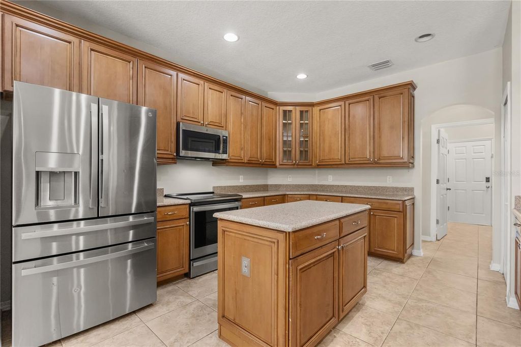 Image 10 of property listing at 9601 TURTLE LANDINGS COURT, Orlando, FL 32832