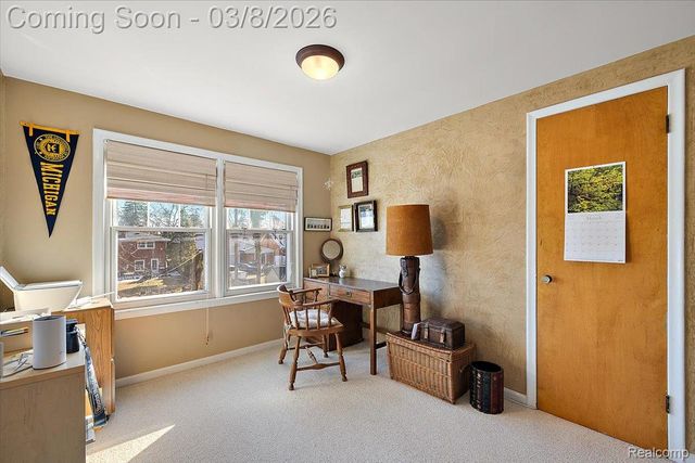 17601 Cambridge Boulevard, Lathrup Village, MI 48076