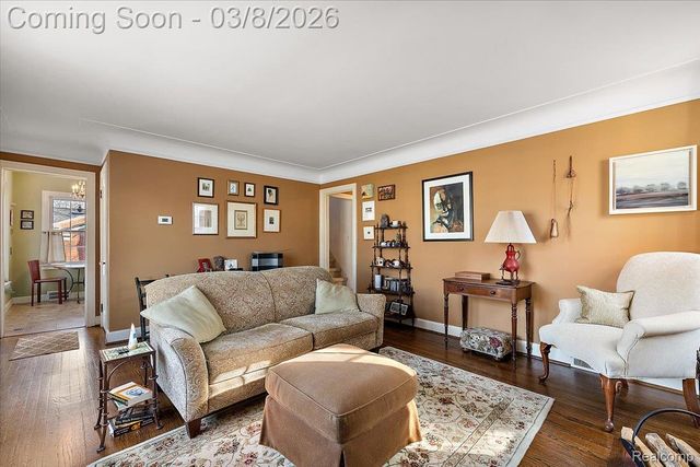 17601 Cambridge Boulevard, Lathrup Village, MI 48076