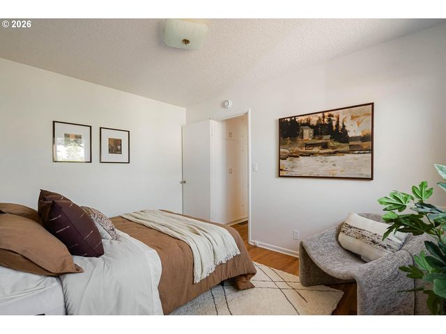 2153 Ne 81ST Ave, Portland, OR 97213