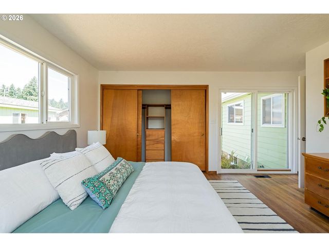 2153 Ne 81ST Ave, Portland, OR 97213