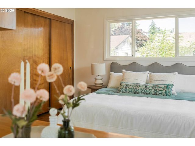 2153 Ne 81ST Ave, Portland, OR 97213