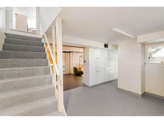 2153 Ne 81ST Ave, Portland, OR 97213