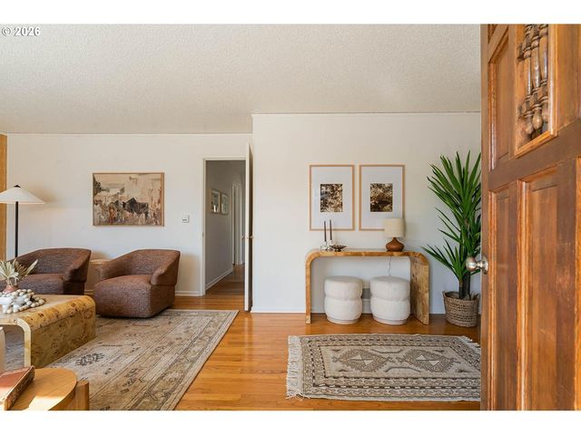 2153 Ne 81ST Ave, Portland, OR 97213
