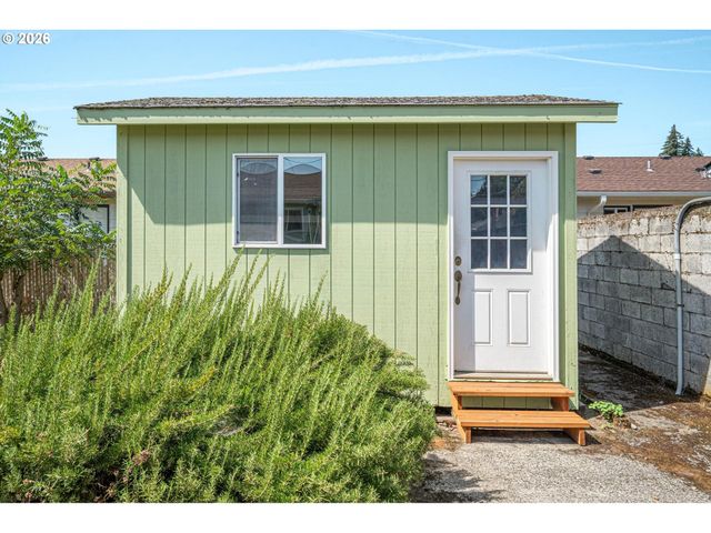 2153 Ne 81ST Ave, Portland, OR 97213