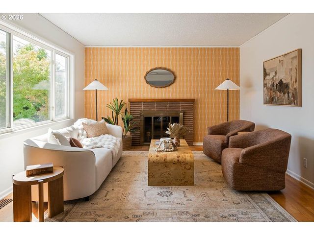 2153 Ne 81ST Ave, Portland, OR 97213