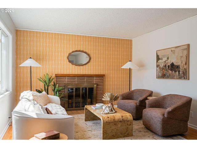 2153 Ne 81ST Ave, Portland, OR 97213
