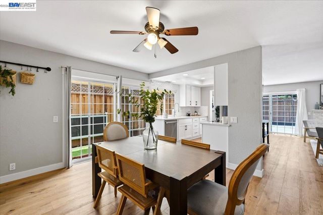 854 Hanover St, Livermore, CA 94551