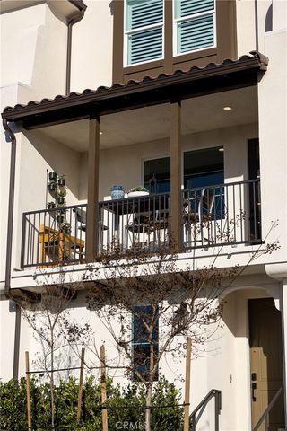 326 E William Way, La Habra, CA 90631