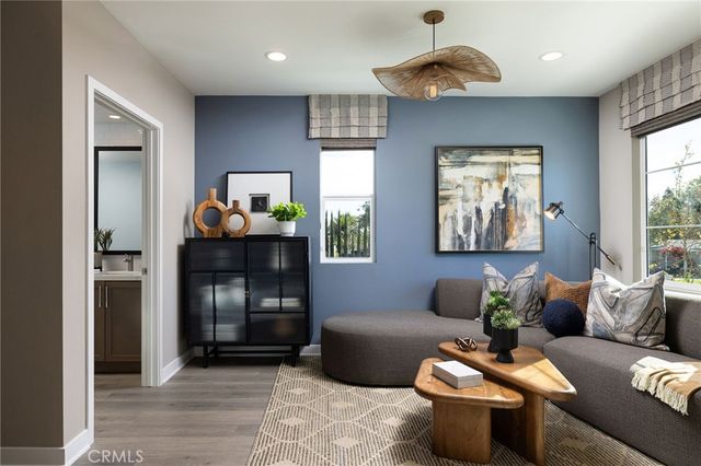 326 E William Way, La Habra, CA 90631