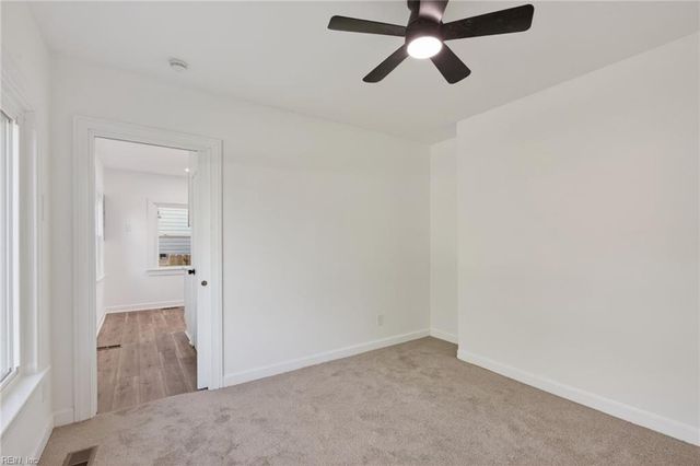 690 Greenbriar AVE, Hampton, VA 23661