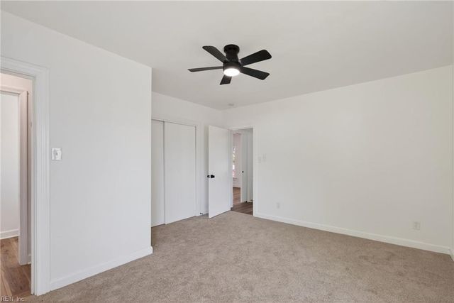 690 Greenbriar AVE, Hampton, VA 23661