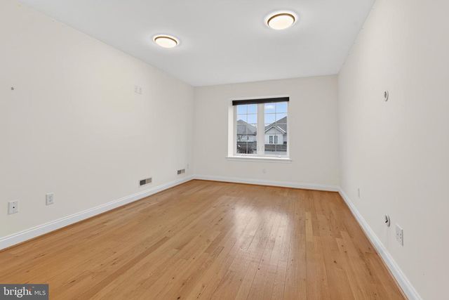 701 WOODFIELD DR, Lititz, PA 17543