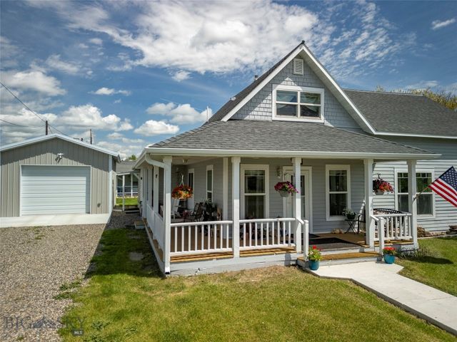 207 2nd Street East, Clyde Park, MT 59018