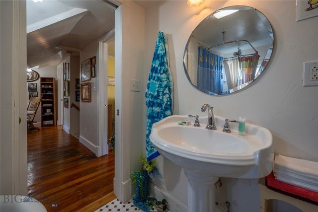 207 2nd Street East, Clyde Park, MT 59018