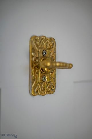 207 2nd Street East, Clyde Park, MT 59018