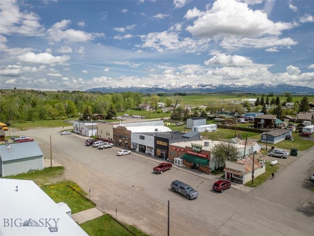 207 2nd Street East, Clyde Park, MT 59018