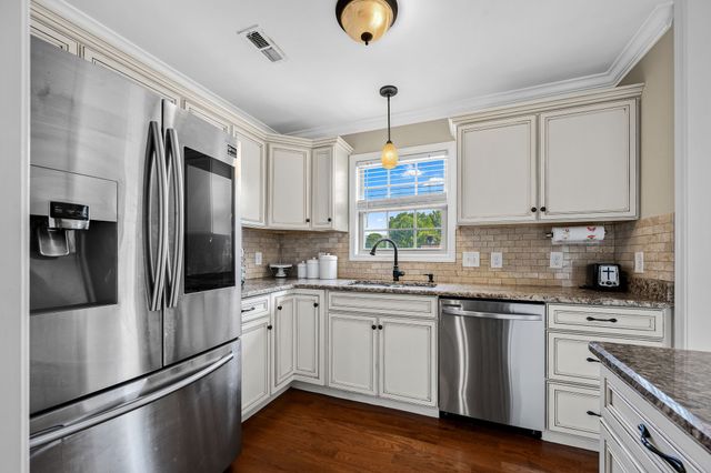 304 Narrows Rd, Shelbyville, TN 37160