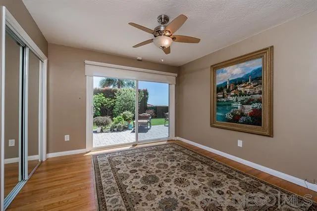 5512 Candlelight Drive, La Jolla, CA 92037