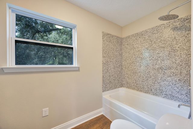 147 Gillis Drive, Crestview, FL 32536