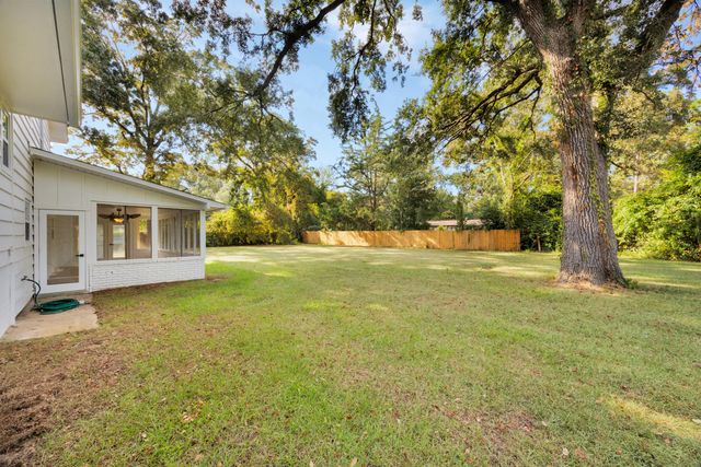 147 Gillis Drive, Crestview, FL 32536