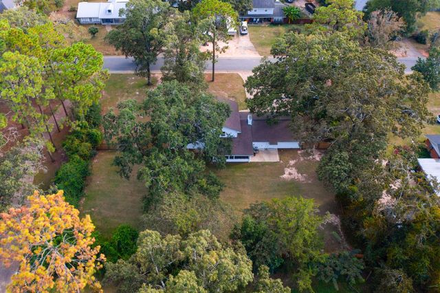 147 Gillis Drive, Crestview, FL 32536