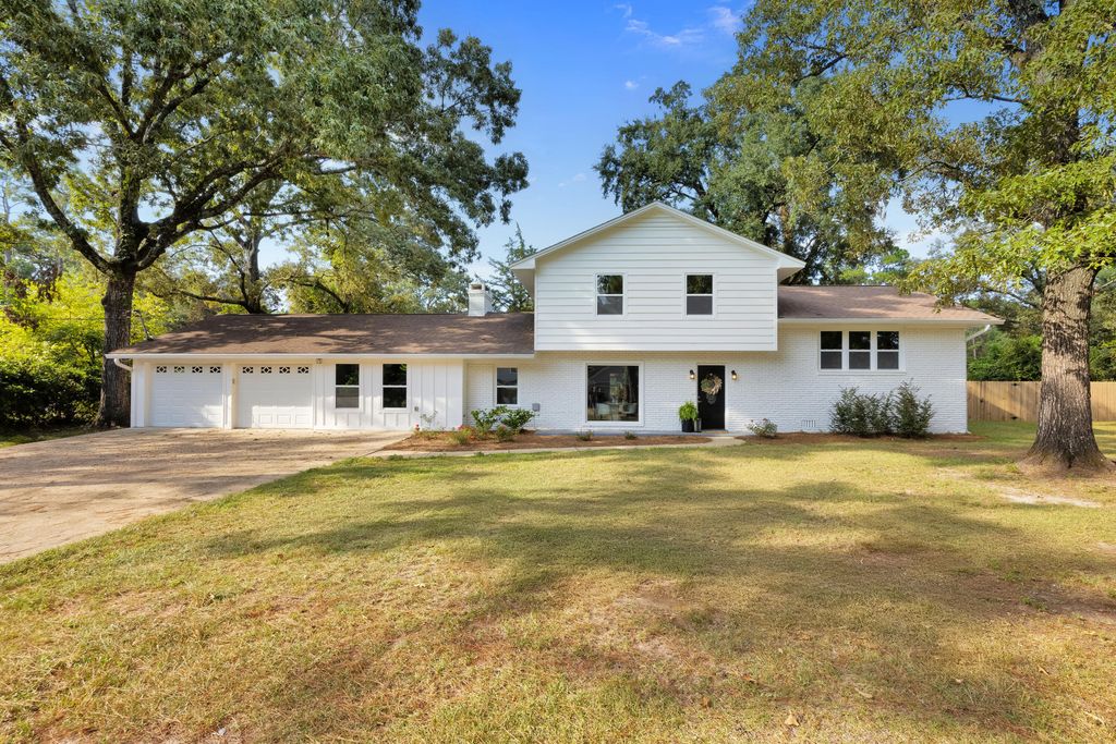 147 Gillis Drive, Crestview, FL 32536