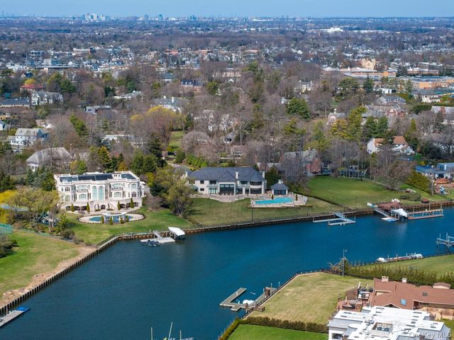 1245 Veeder Drive, Hewlett Bay Park, NY 11557