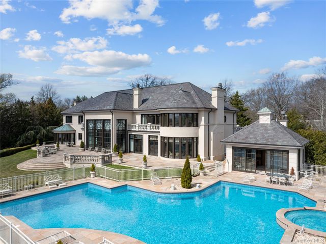 1245 Veeder Drive, Hewlett Bay Park, NY 11557