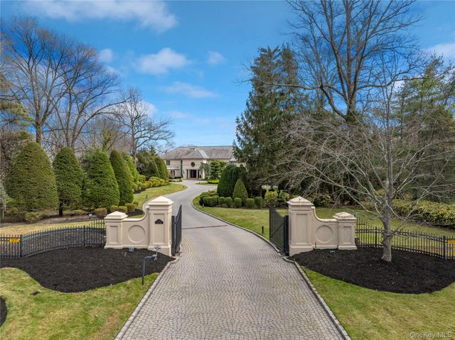 1245 Veeder Drive, Hewlett Bay Park, NY 11557