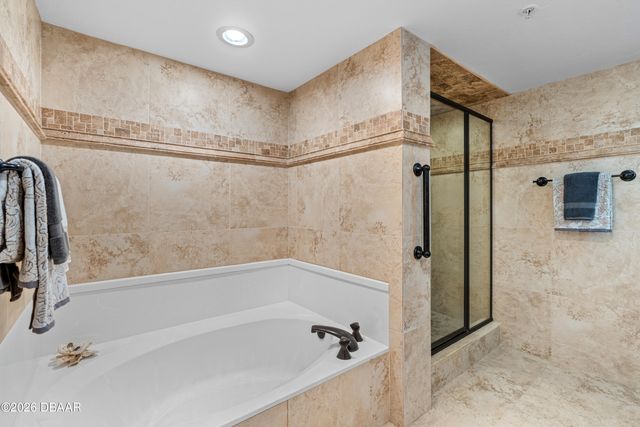 3 Oceans West Blvd Apt 1D6, Daytona Beach Shores, FL 32118